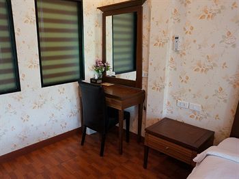 Baan I Un Pool Villa Chonburi Bagian luar foto